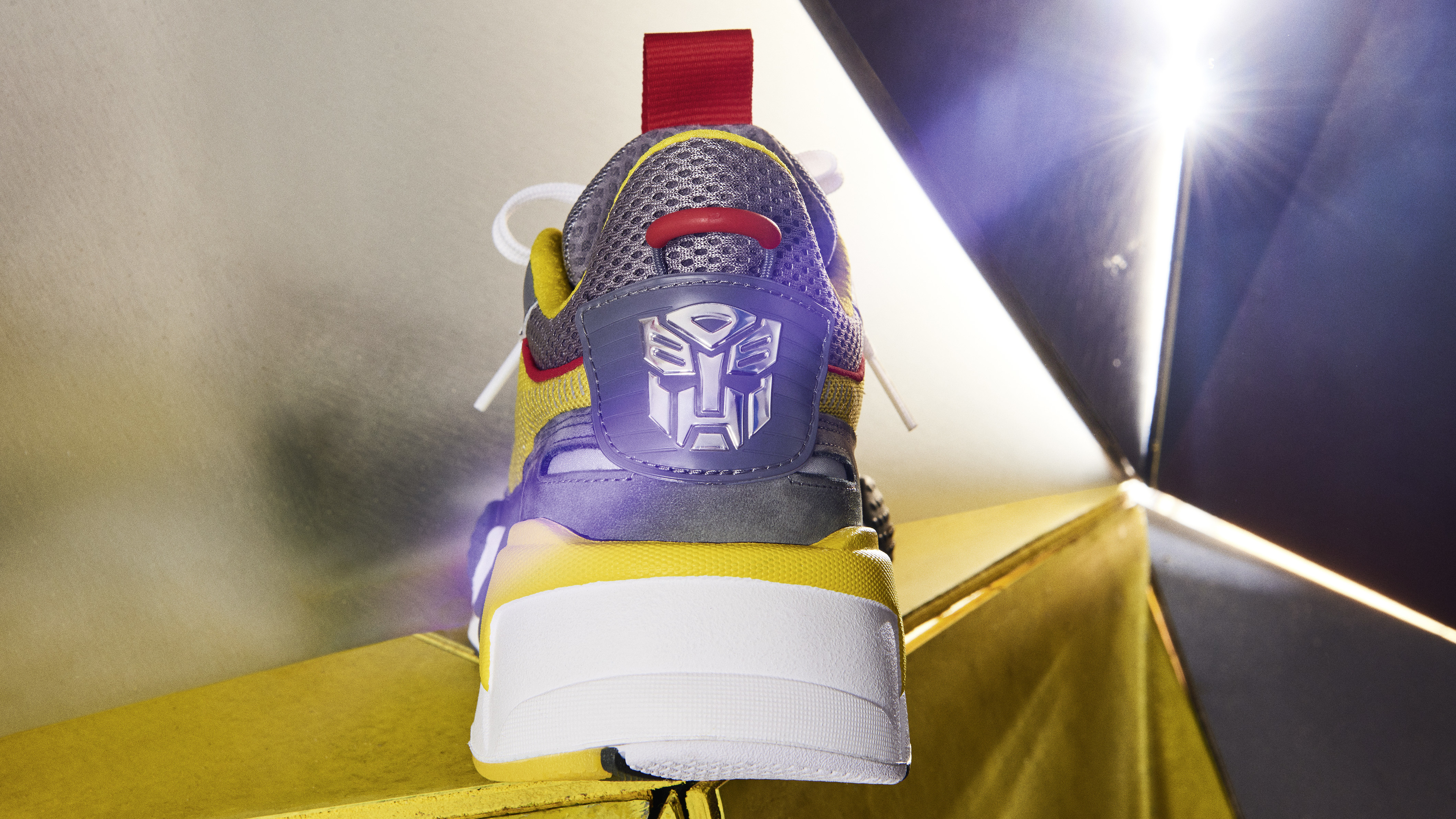 Aanpassing Academie Frons Puma Is Releasing a 'Transformers' Collection | Complex