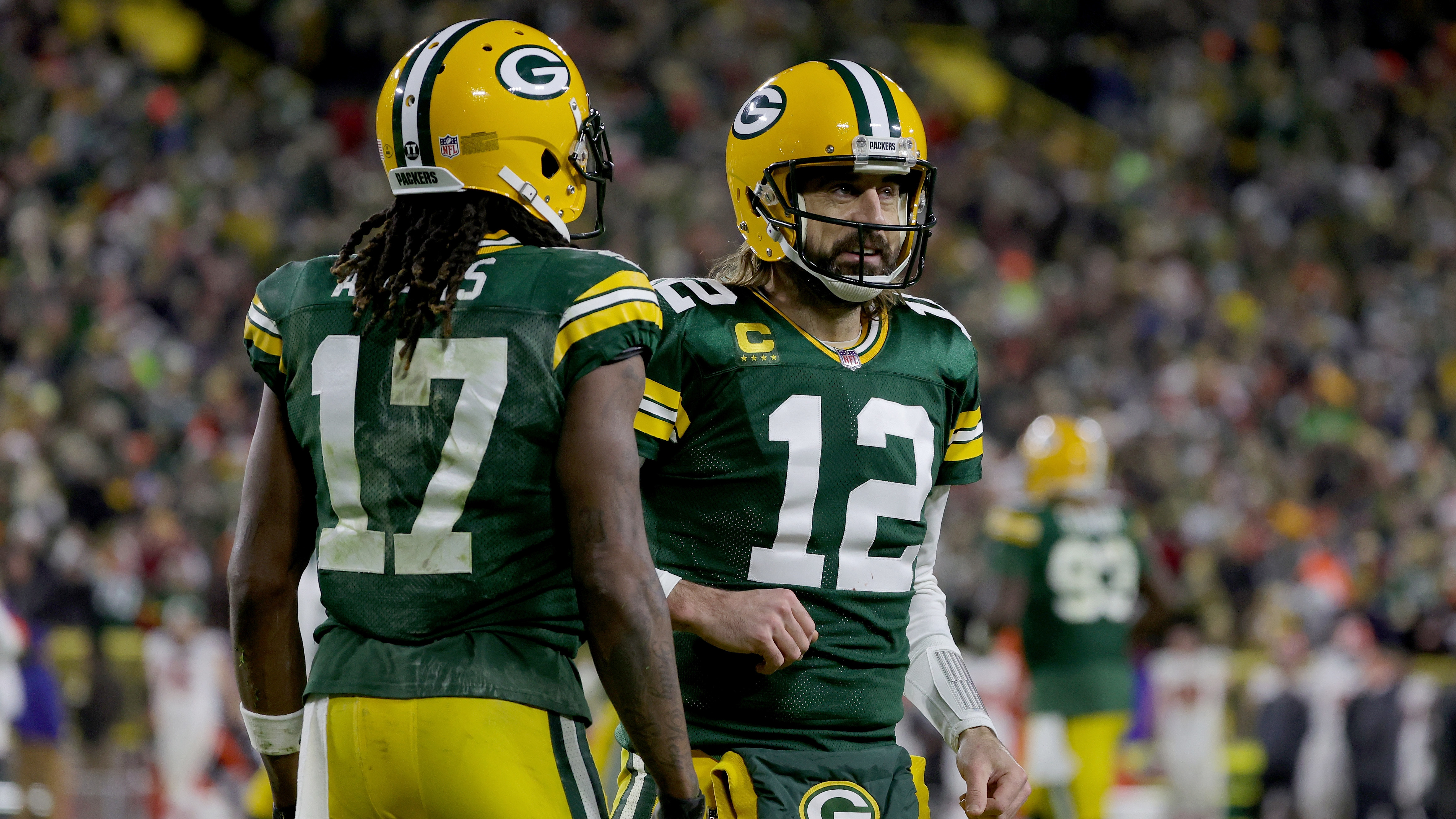 Aaron Rodgers playing with Davante Adams