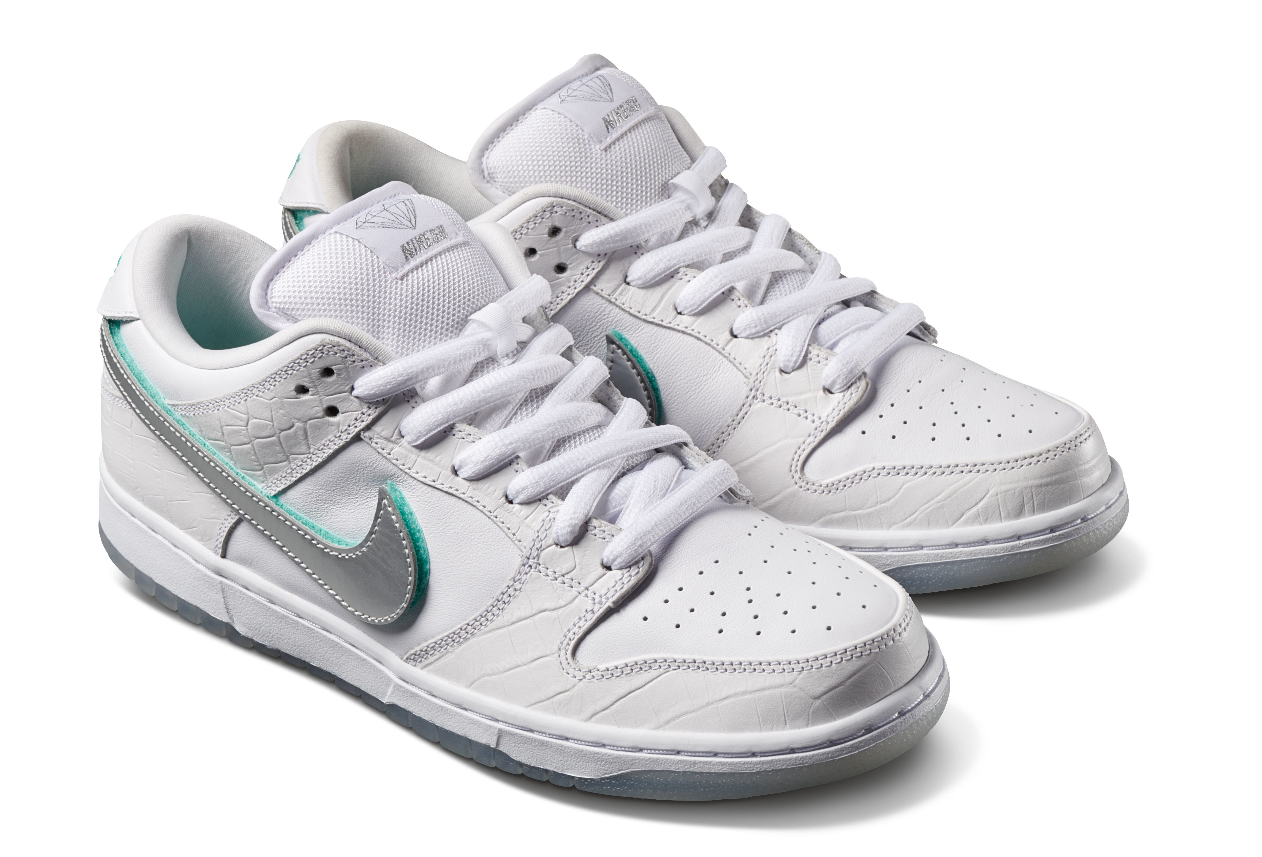 Nike sb best sale dunk diamond tiffany