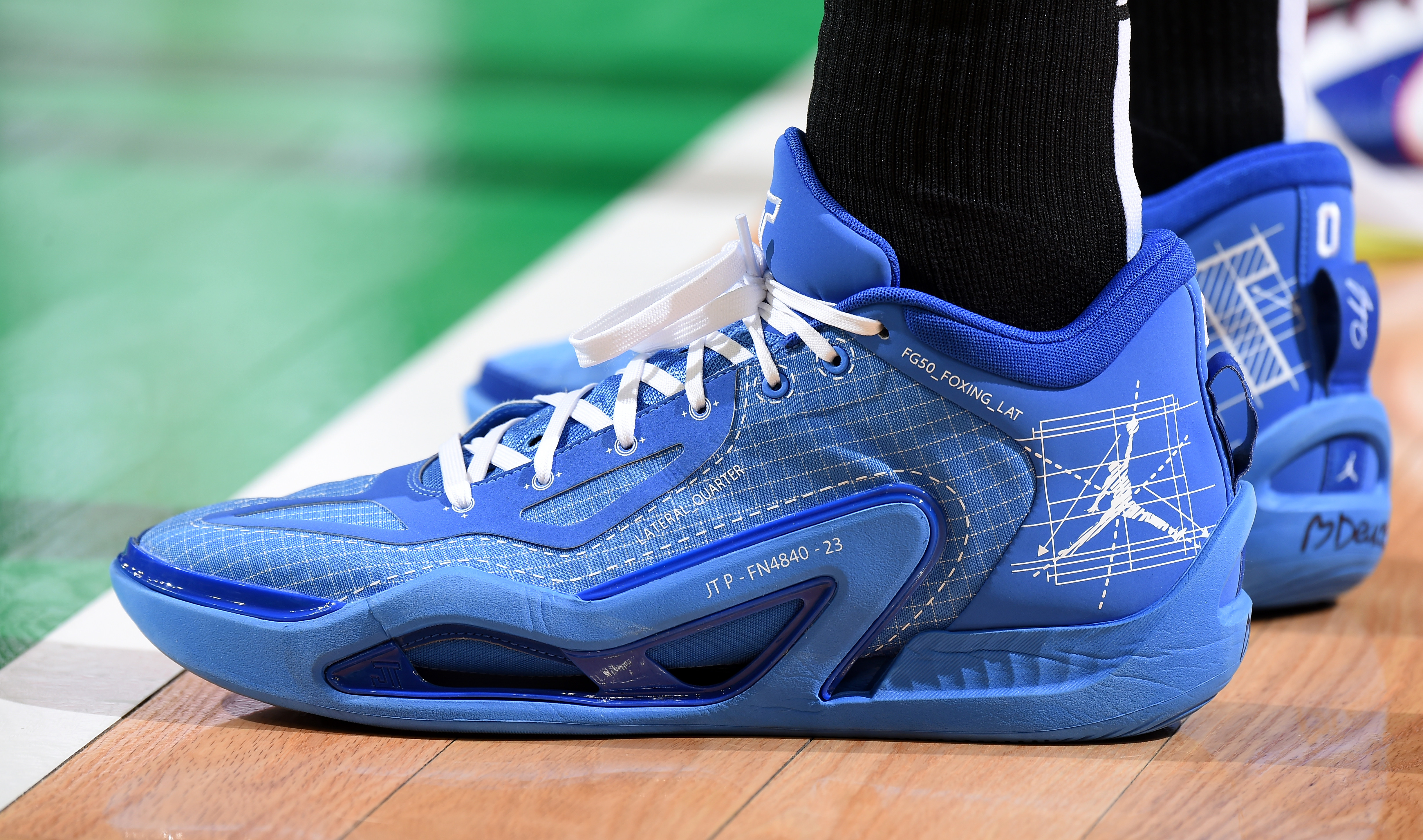 What NBA players have signature shoes?