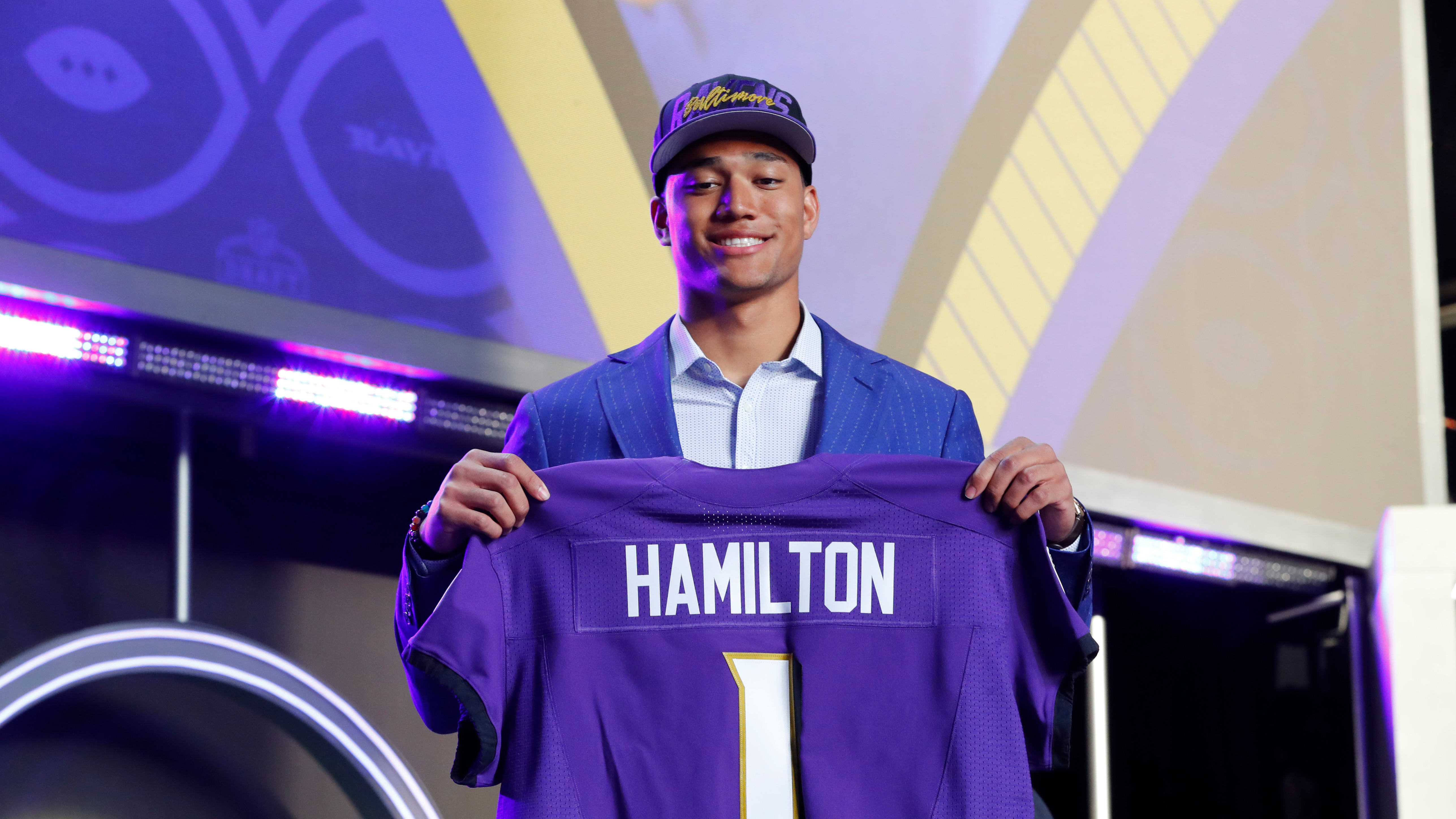 Baltimore Ravens Draft Picks 2022: Kyle Hamilton becomes a