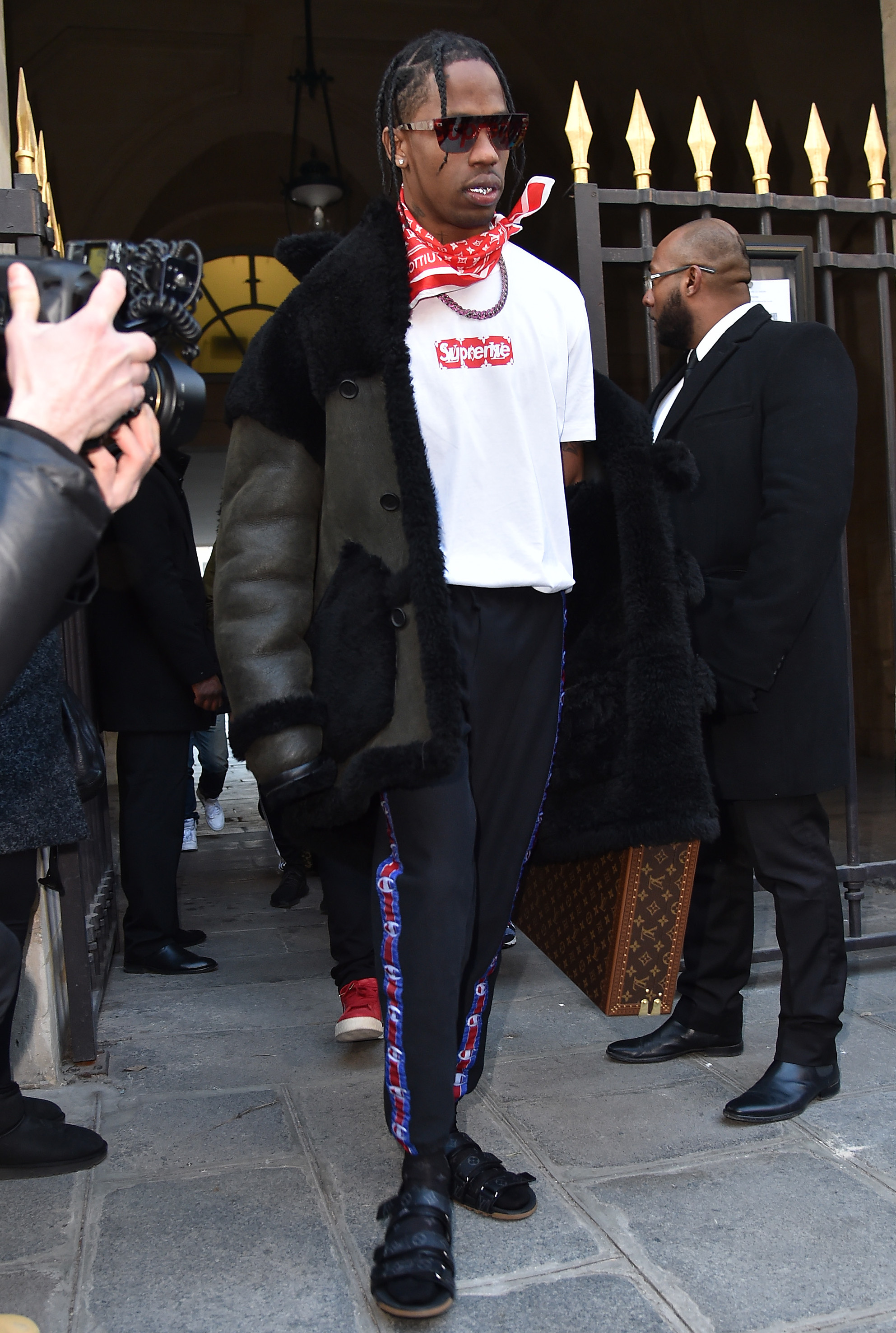 THE MOST IMPORTANT BLOG ON PLANET EARTH  Travis scott fashion, Celebrity  street style, Fashion backpack