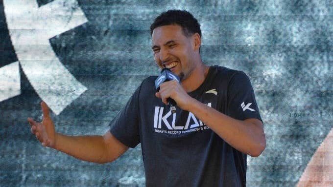 Klay Thompson makes an appearance in China.