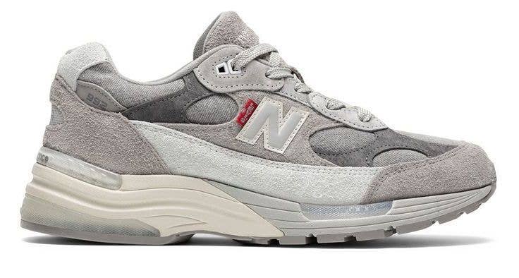 Levi's x New Balance 992 Grey Lateral