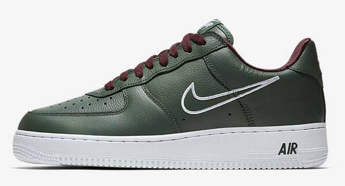 Nike Air Force 1 B &#x27;Hong Kong&#x27; 845053 300 (Lateral)