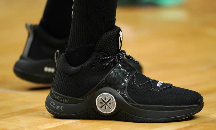 Dwyane Wade Li Ning Way of Wade 6 Honors Parkland Shooting Victim