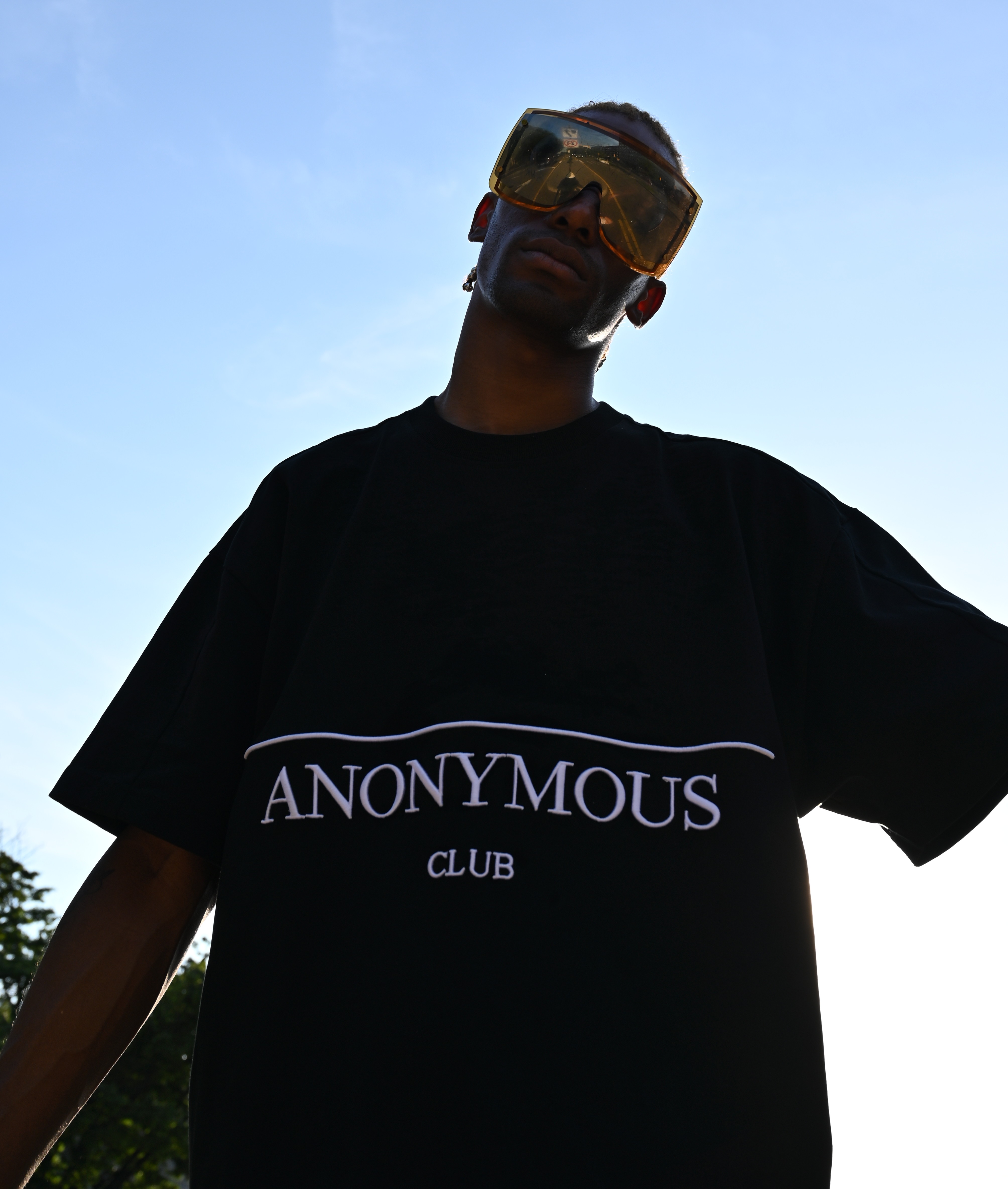 Anonymous Club Black Residents T shirt