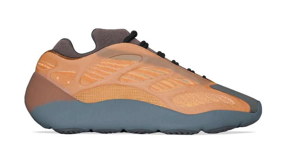 Adidas Yeezy 700 V3 &#x27;Copper Fade&#x27; Lateral