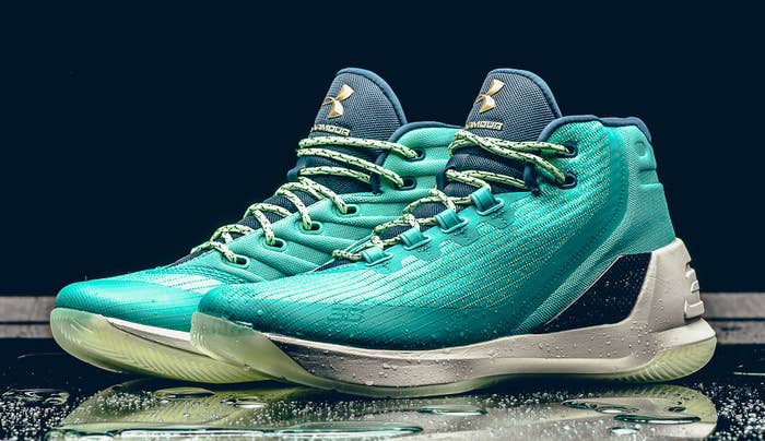 Curry 3s Reign Down Friday | Complex
