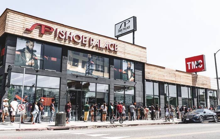 Shoe Palace Melrose