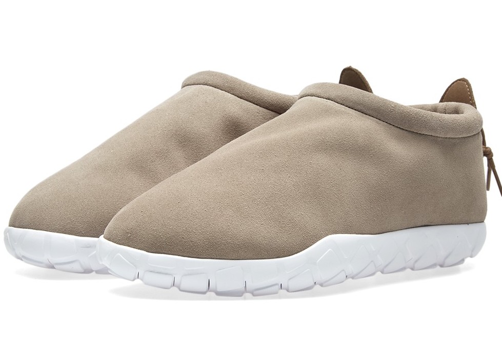 Nike Brought Back One of Its Coziest Sneakers | Complex