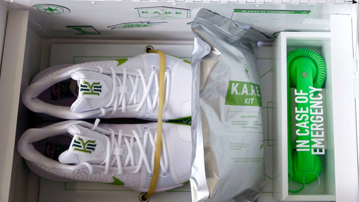 Nike Kyrie Mountain Dew K.A.R.E. Kit