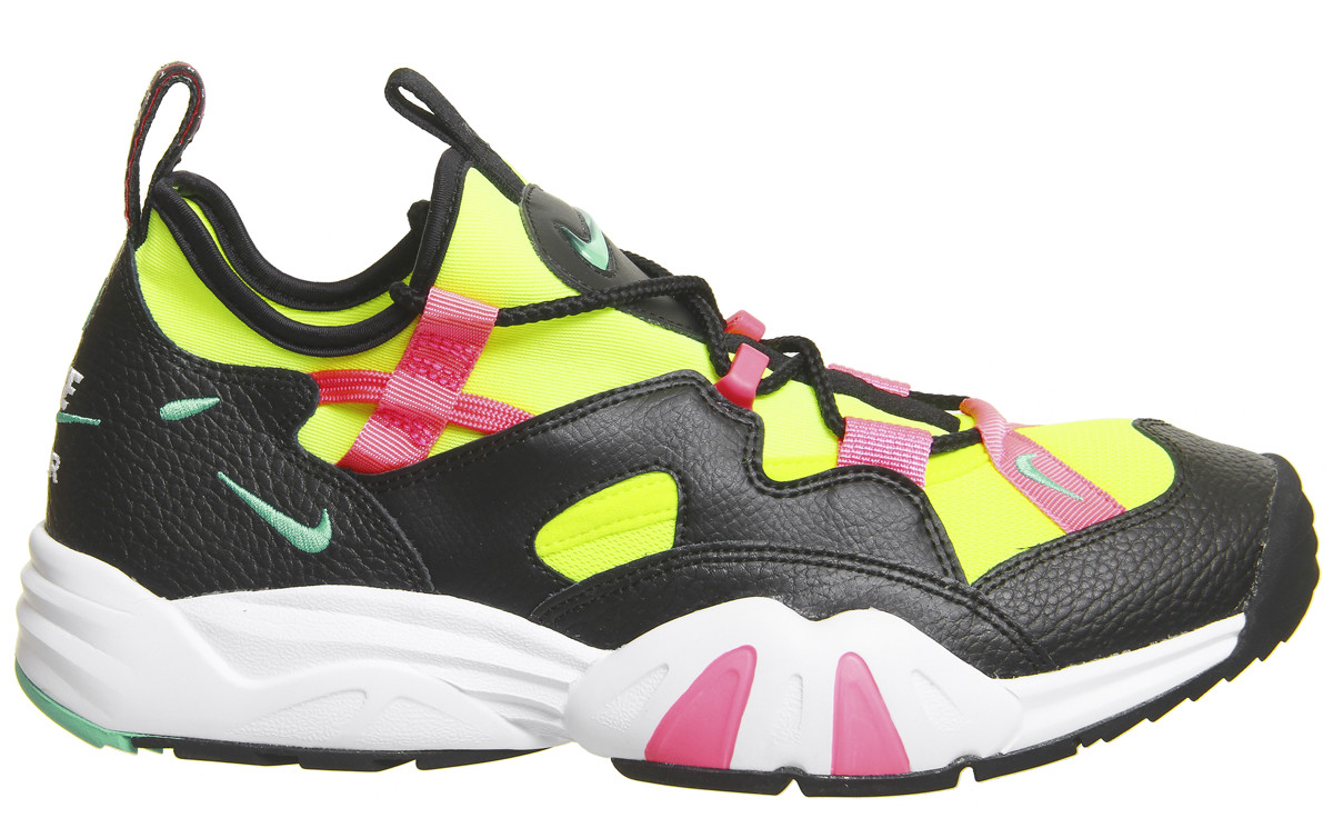 Nike Brings Back 1990s Cross-Trainer | Complex