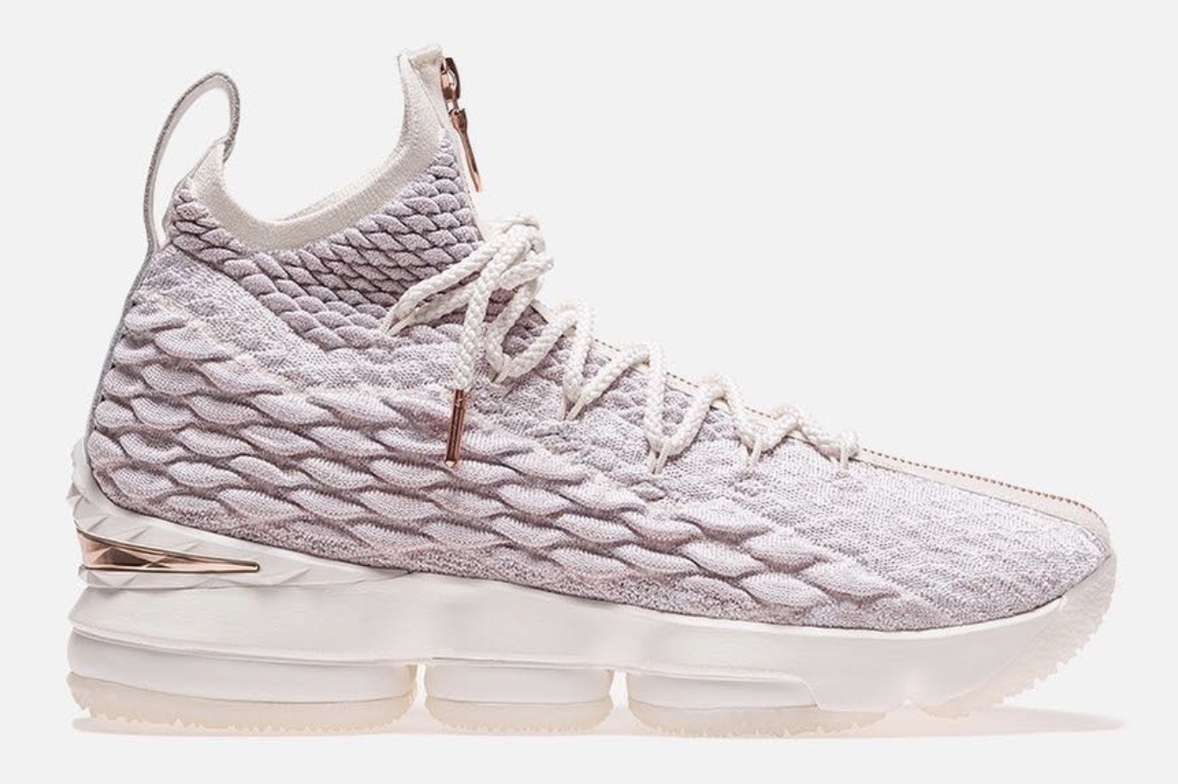 Kith x Nike LeBron 15 Rose Gold (Lateral)