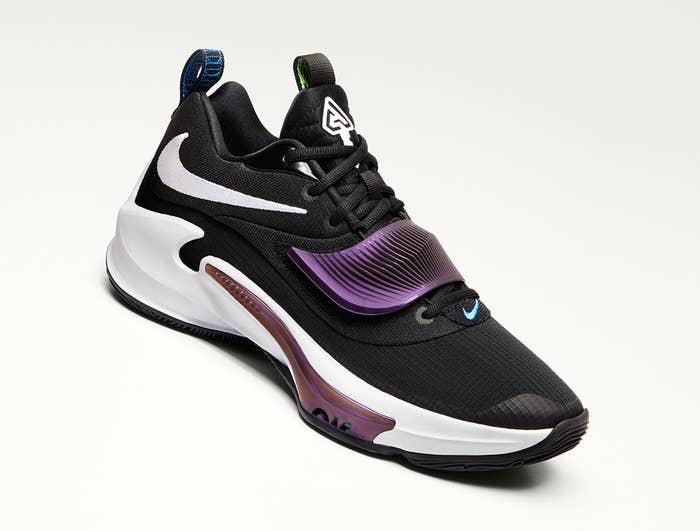 Nike Zoom Freak 3 Black/Purple Front