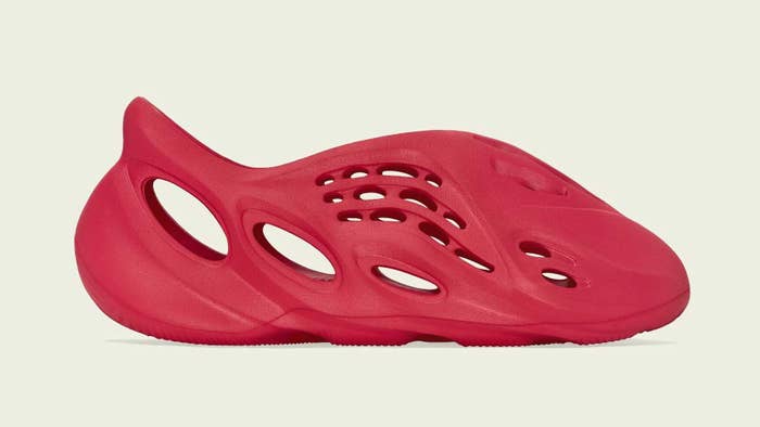 Adidas Yeezy Foam Runner &#x27;Vermillion&#x27; GW3355 (Lateral)