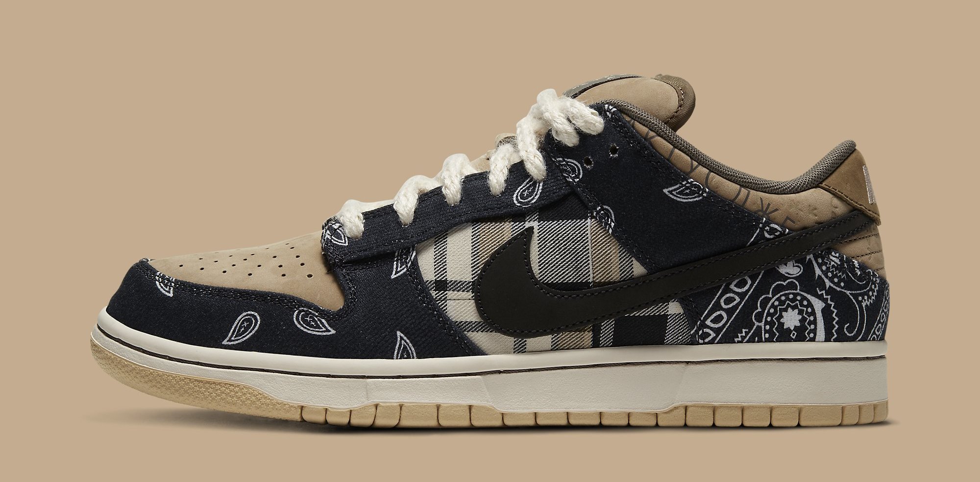 Travis Scott x Nike SB Dunk Low CT5053 001