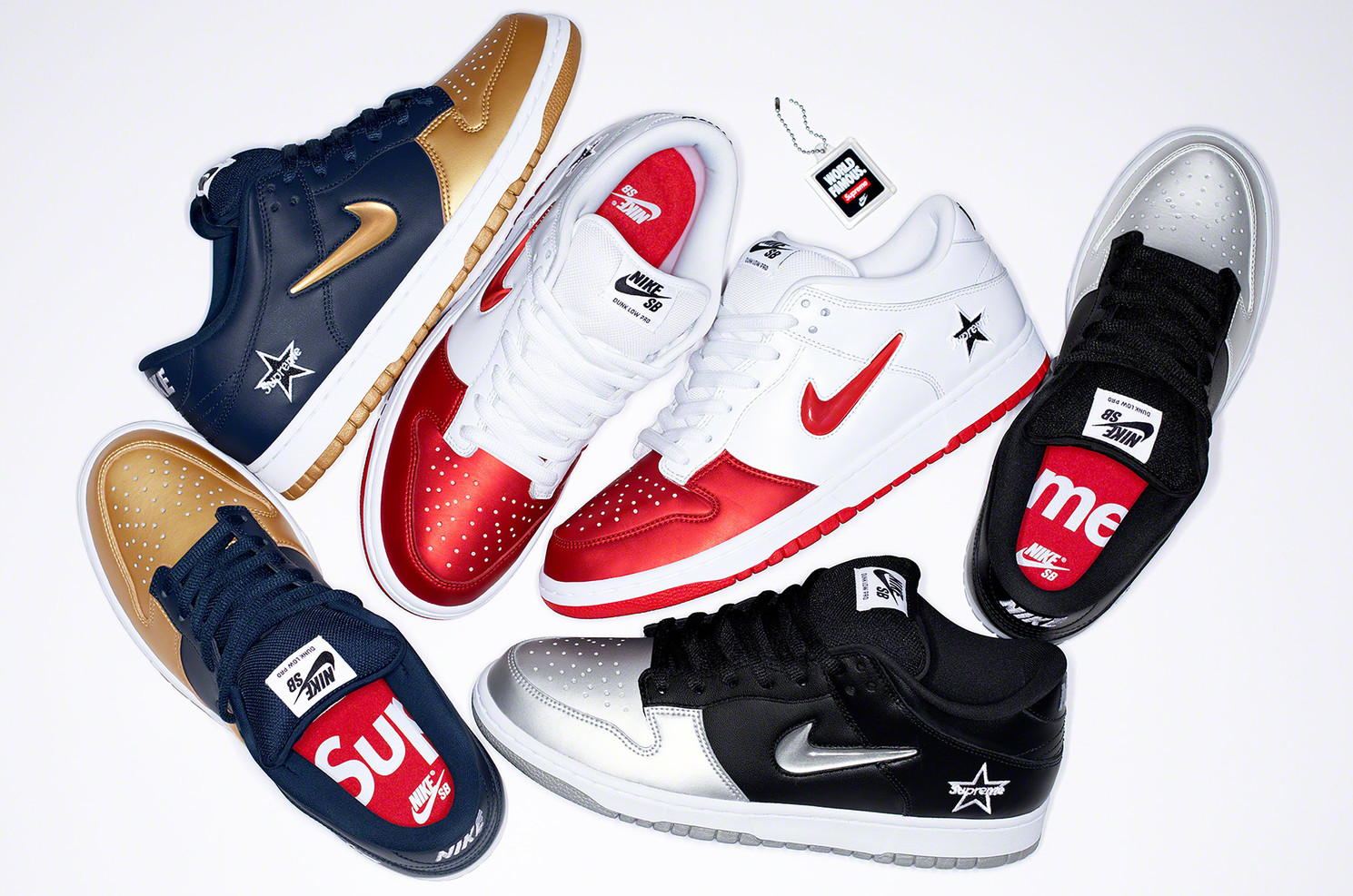 Supreme x Nike SB Dunk Low Collection