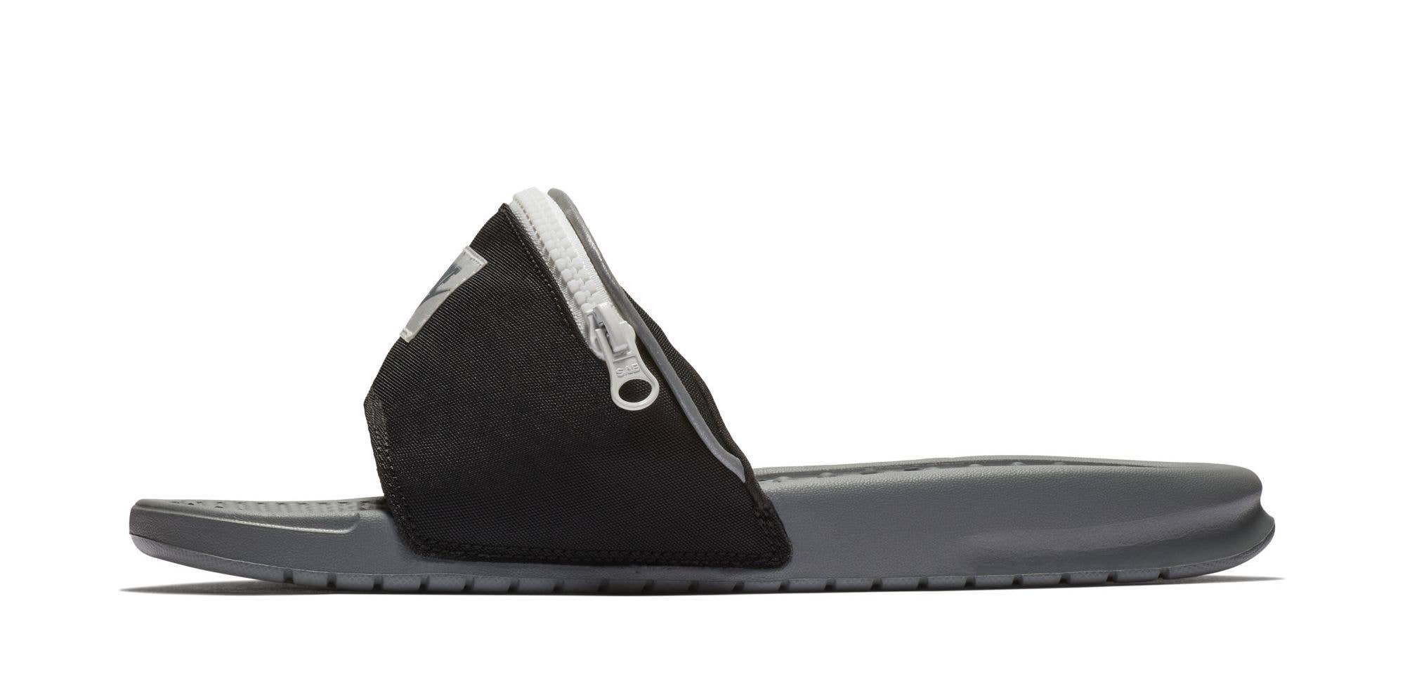Refrigerar Derecho burlarse de These Nike Slides Have a Built-In Stash Pouch | Complex