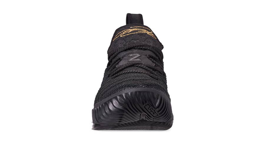 Lebron 16 king on sale black and gold