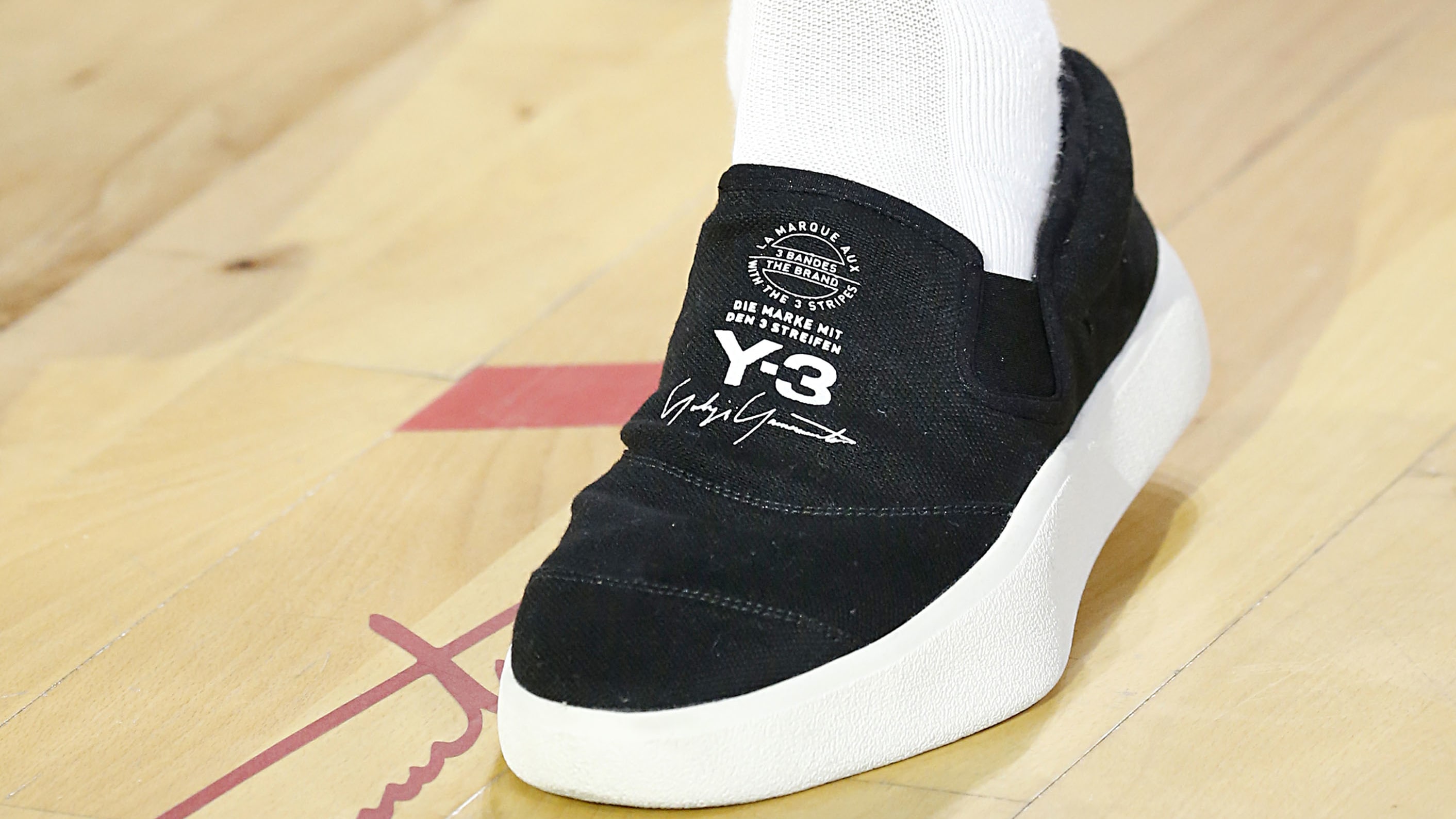 Adidas Y-3 Spring/Summer 2018 Collection Preview