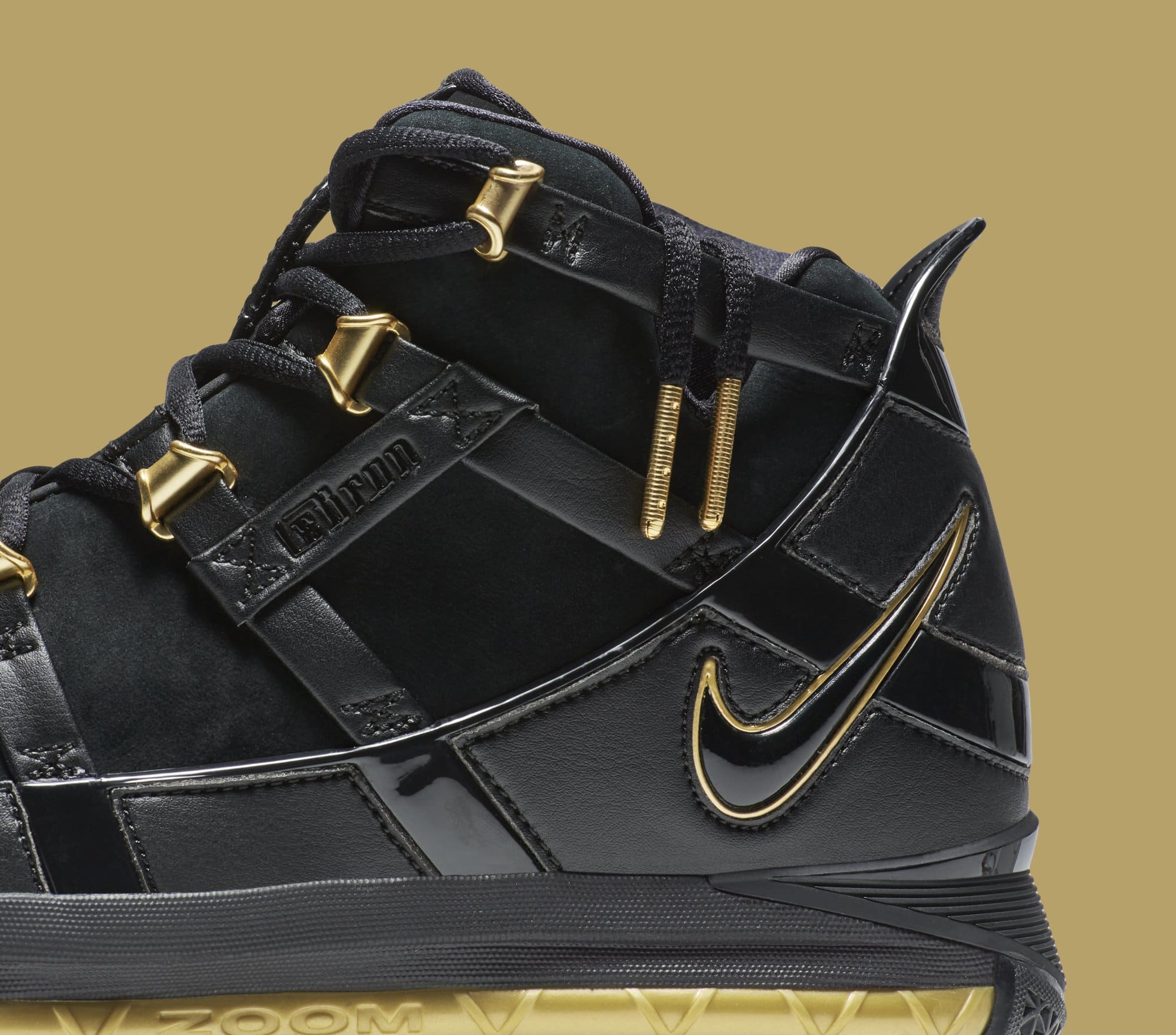 Nike LeBron 3 &#x27;Black/Gold&#x27; Retro AO2434-001 (Detail)