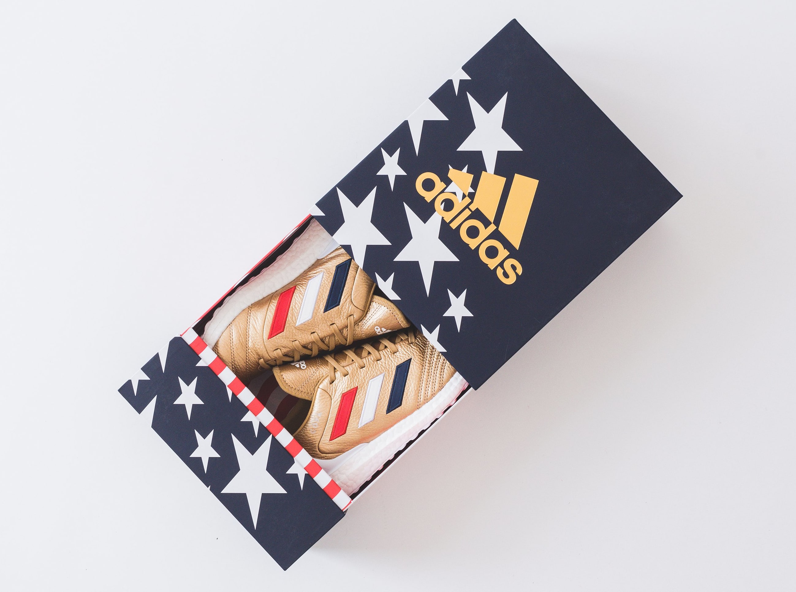Kith x Adidas Soccer Copa Mundial 18 Ultra Boost (Packaging)