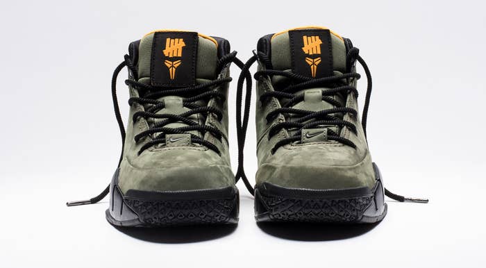 Undefeated x Nike Kobe 1 Protro &#x27;Friends and Family&#x27; (Front)