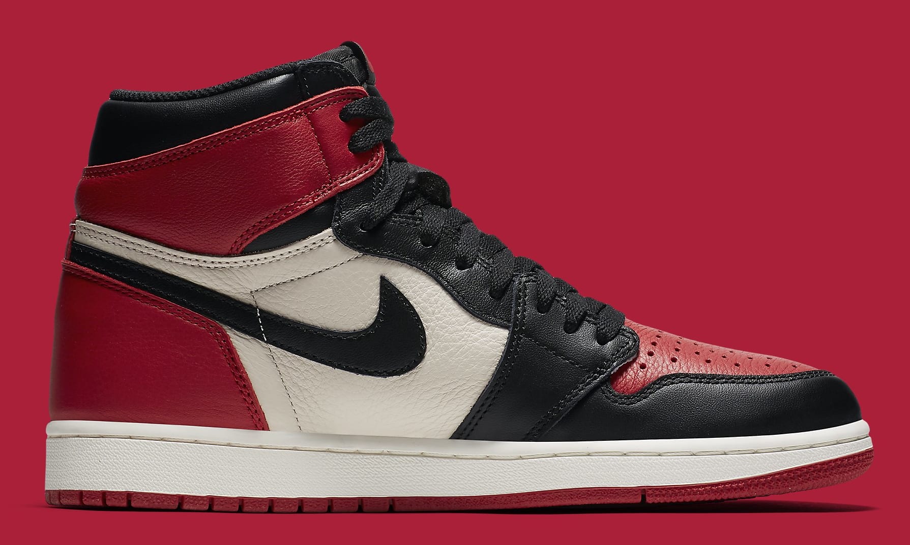 Air Jordan 1 &#x27;Bred Toe&#x27; Gym Red/Black-Summit White 555088-610 (Medial)