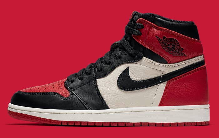 Air Jordan 1 &#x27;Bred Toe&#x27; Gym Red/Black-Summit White 555088-610 (Lateral)