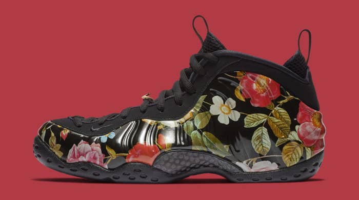 Nike Air Foamposite One &#x27;Valentine&#x27;s Day/Floral&#x27; 314996-012 (Lateral)