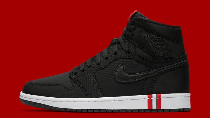 psg-air-jordan-1-high-og-ar3254-001-lateral