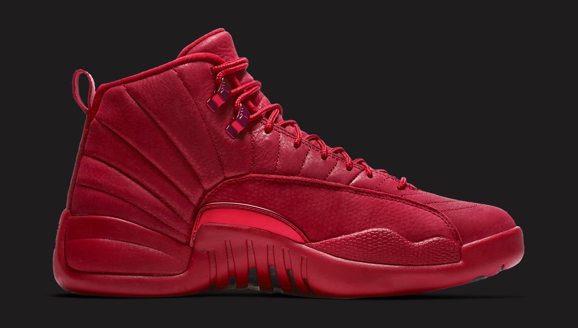 Detailed Look At The Air Jordan 12 Bulls (Gym Red) •