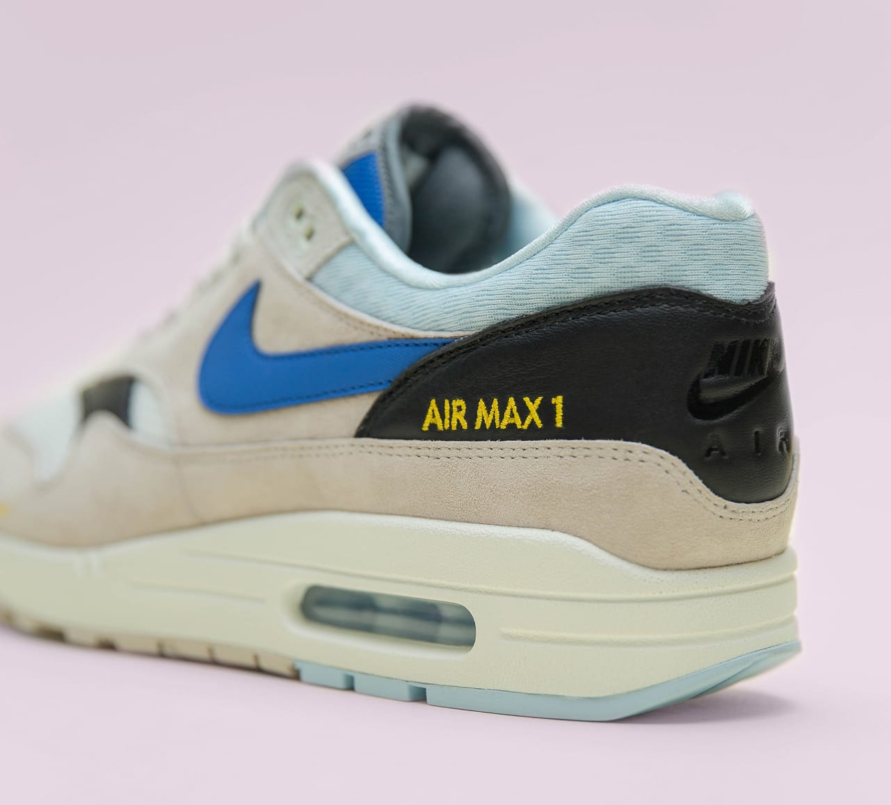 Size? x Nike Air Max 1 &#x27;Dawn&#x27; (Heel)