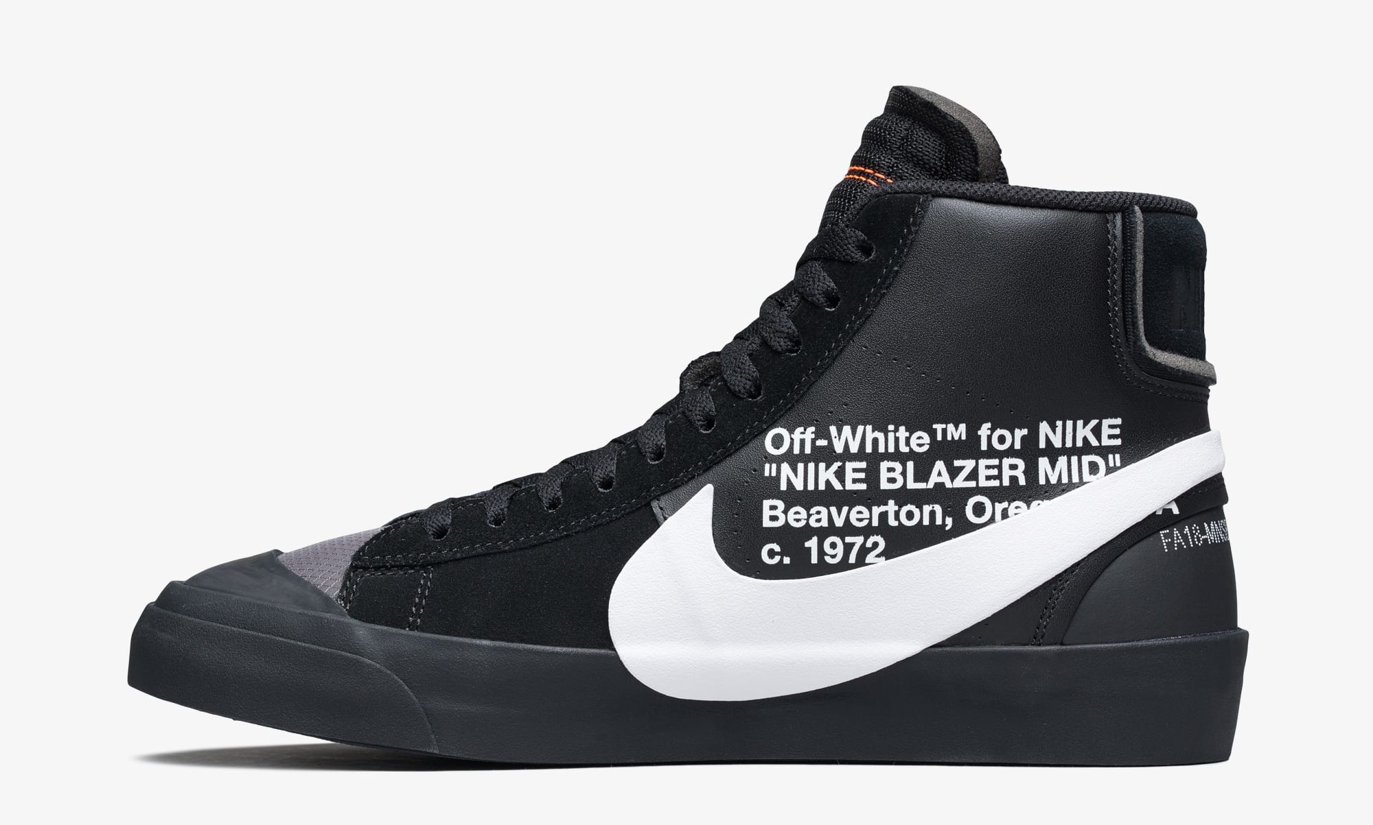 Off-White x Nike Blazer &#x27;Grim Reeper&#x27; AA3832-001 (Medial)