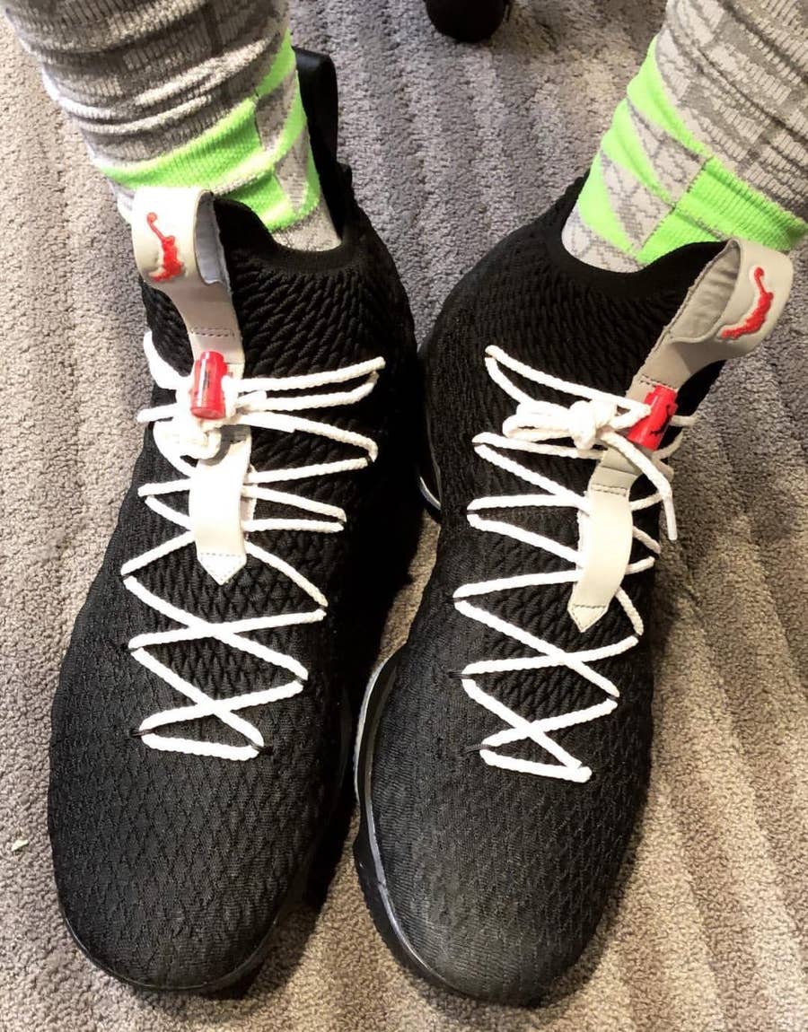 LeBron James Pays Tribute to Michael Jordan with Special Sneakers