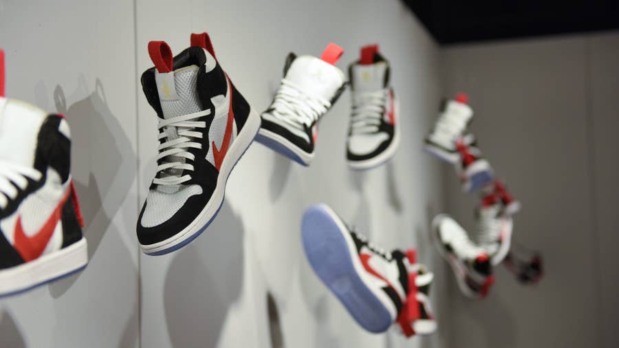 Air jordan hotsell 1 mars yard