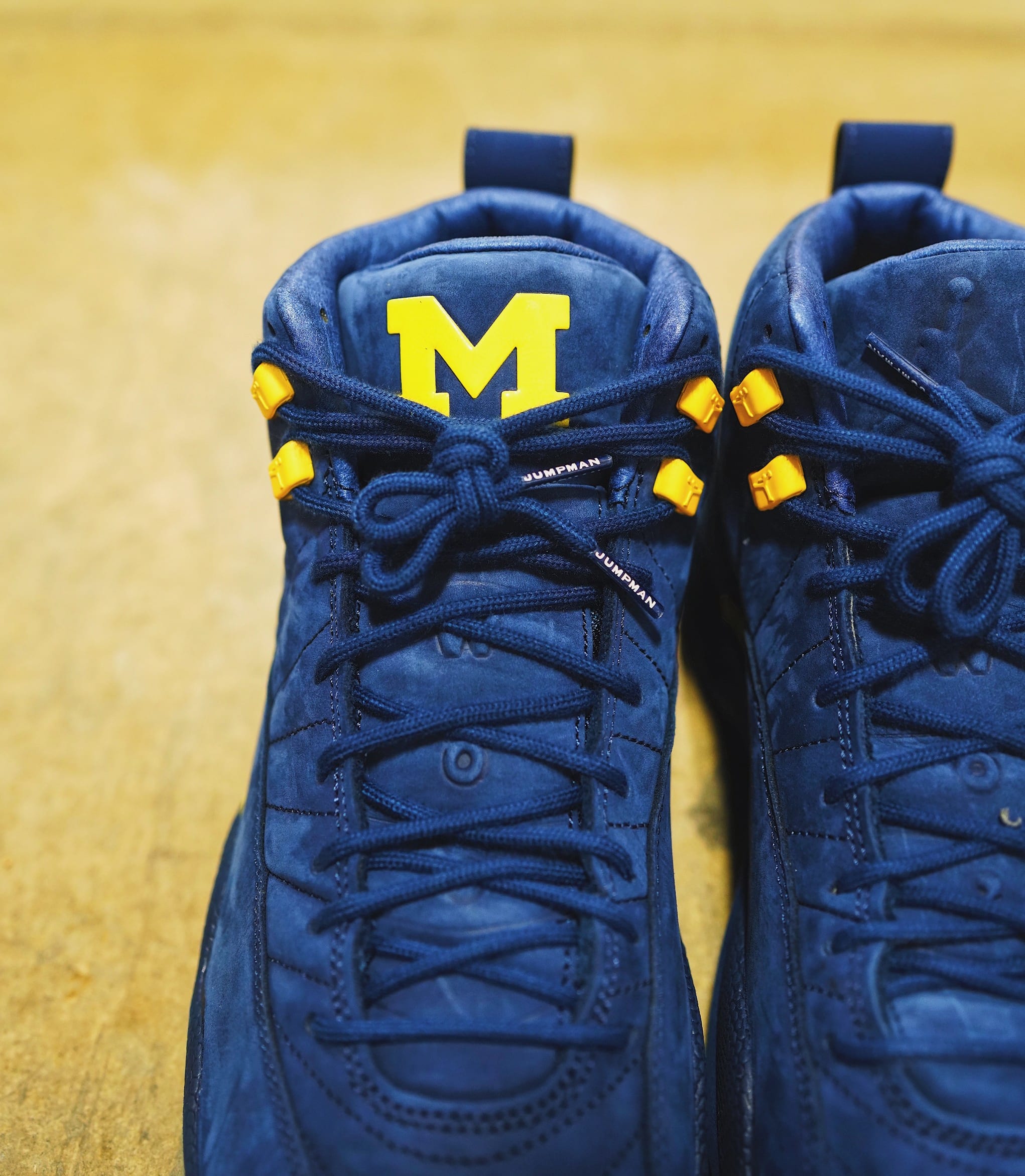 Jordans hot sale 12 michigan