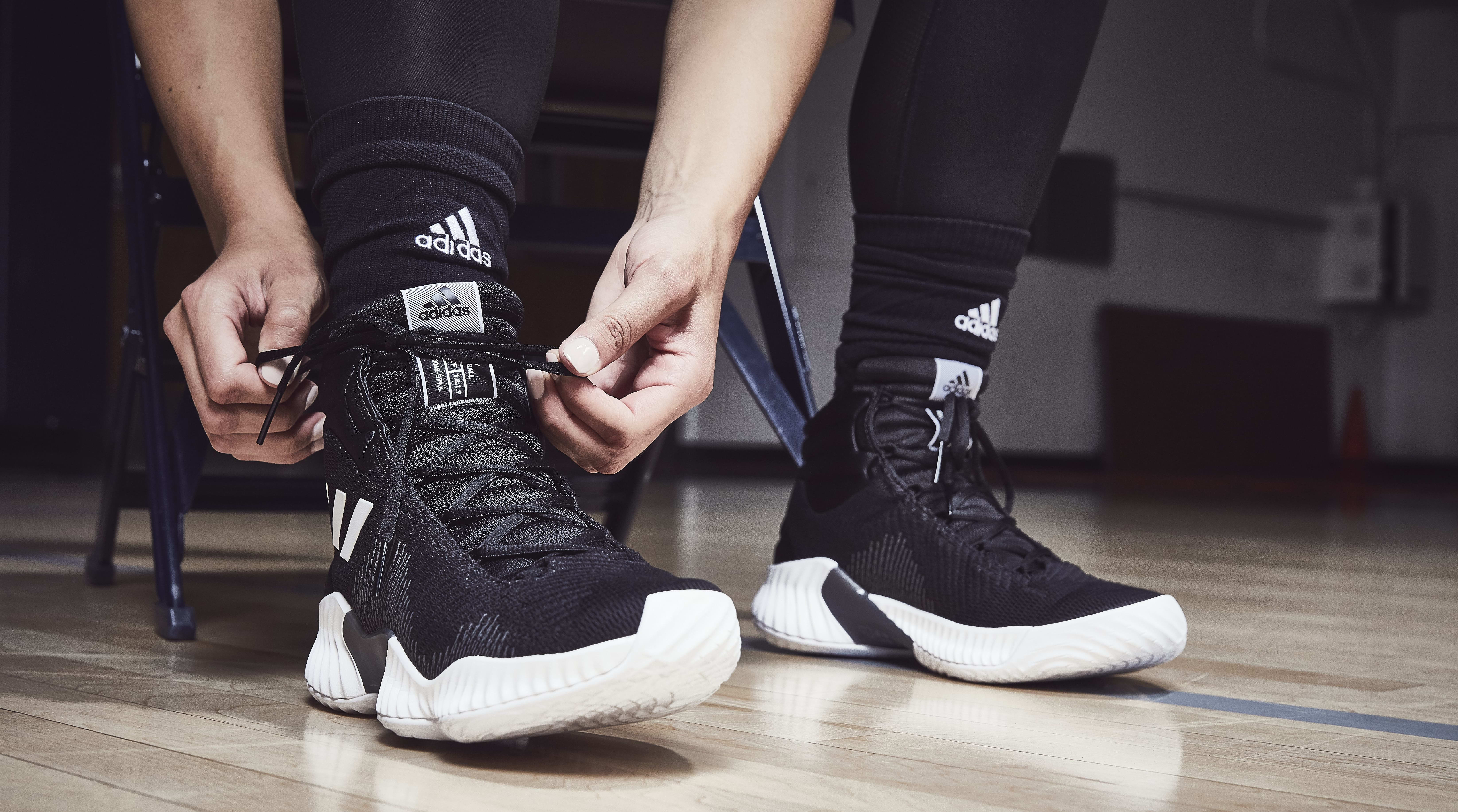 Adidas Pro Bounce &#x27;Black/White&#x27; 1