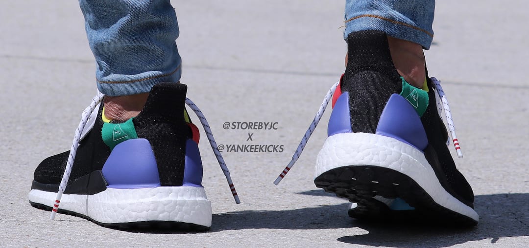 Pharrell Williams x Adidas Solar Glide Hu ST &#x27;Black&#x27; (On-Foot Heel)