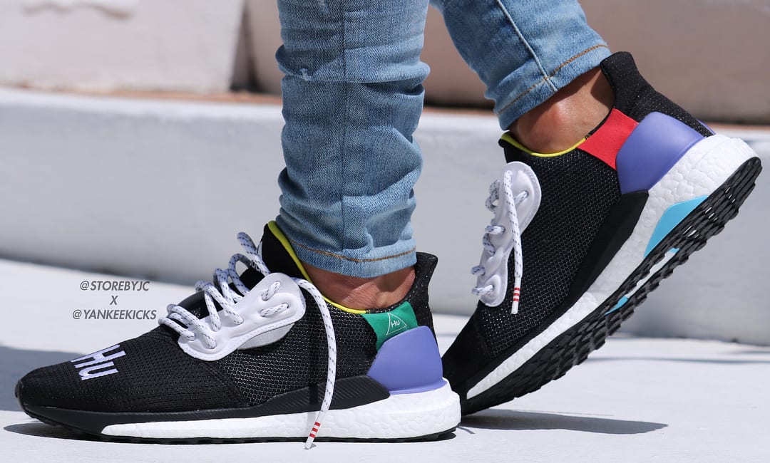 Pharrell Williams x Adidas Solar Glide Hu ST &#x27;Black&#x27; (On-Foot)