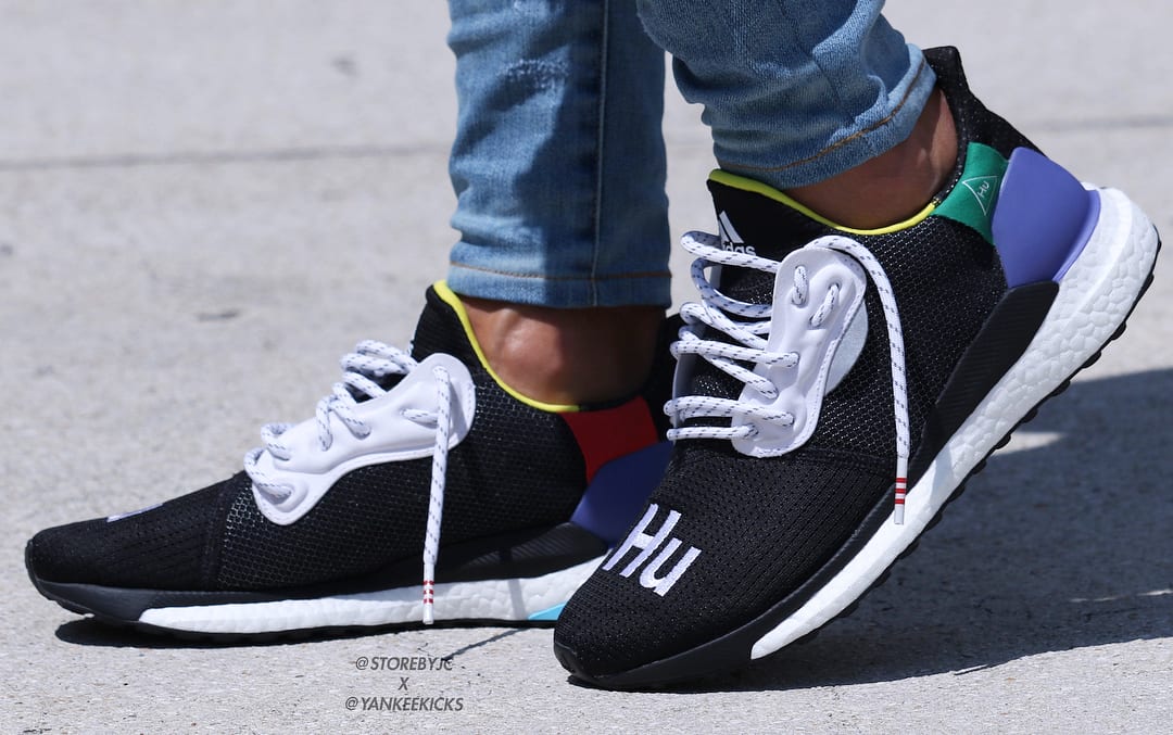 Pharrell Williams x Adidas Solar Glide Hu ST &#x27;Black&#x27; (On-Foot Pair)