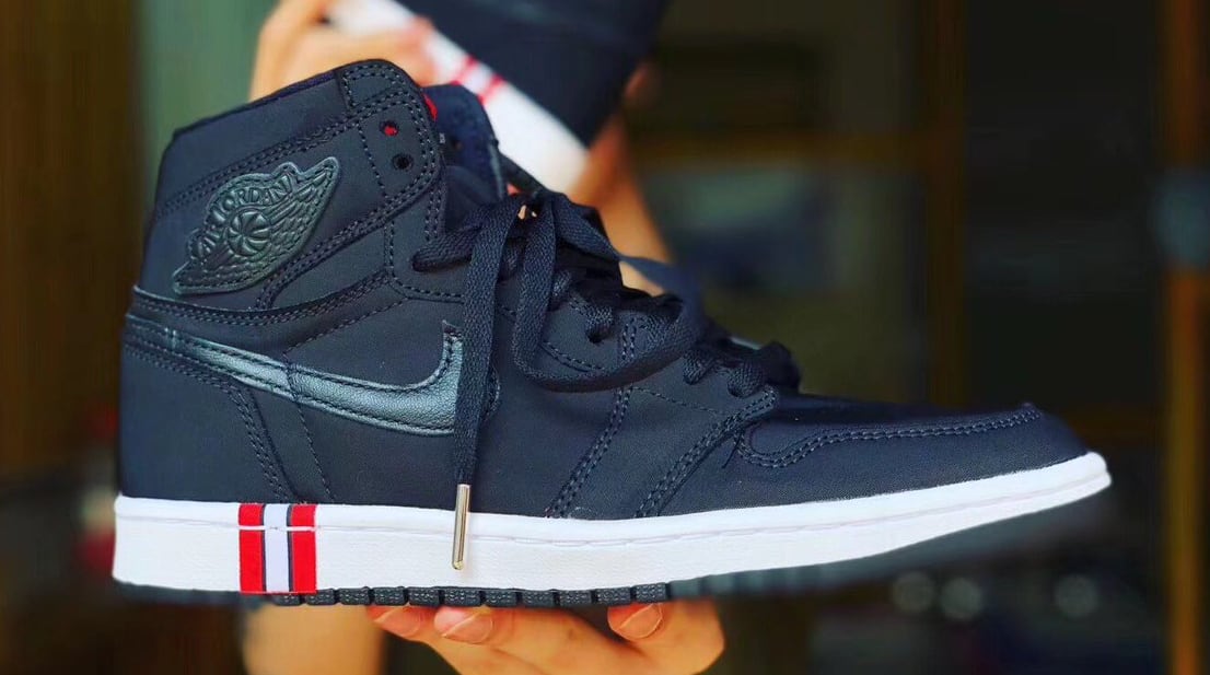 Detailed Look at the PSG x Air Jordan 1 Complex