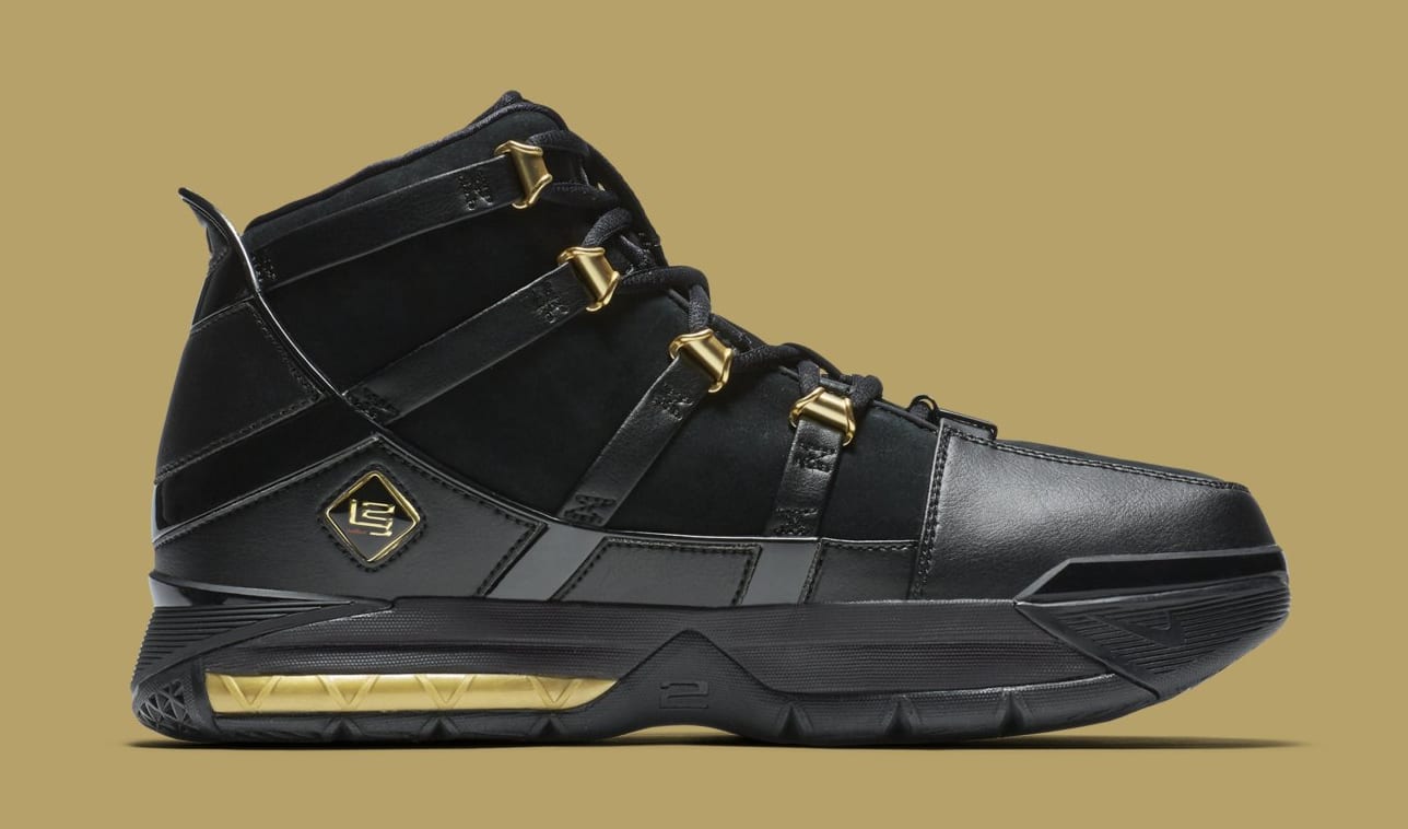 Nike LeBron 3 &#x27;Black/Gold&#x27; Retro AO2434-001 (Medial)