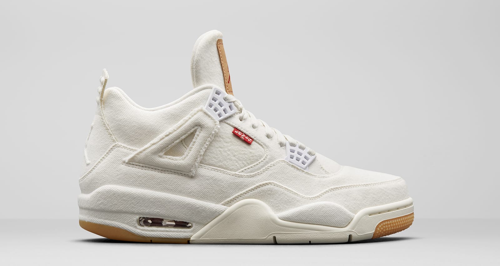 Levi&#x27;s x Air Jordan 4 &#x27;White&#x27; AO2571-100 (Lateral)