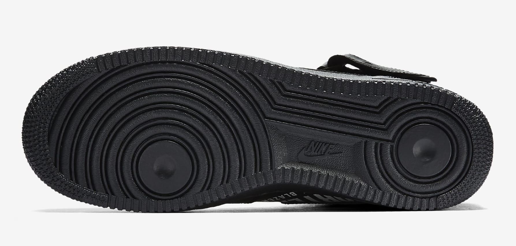 Supreme x Nike Air Force 1 Mid &#x27;Black&#x27; AQ8017-001 (Bottom)