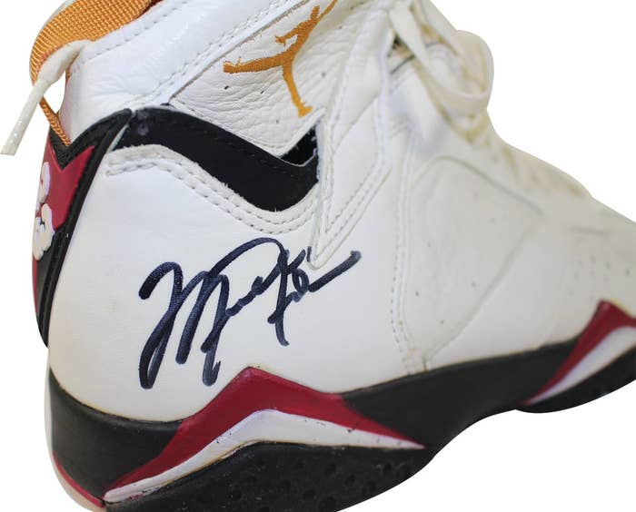Michael Jordan Game-Worn Air Jordan 7 Cardinal Auction (2)