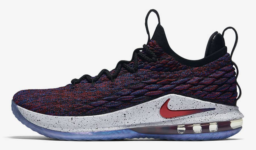 Lebron 15 low best sale supernova on feet