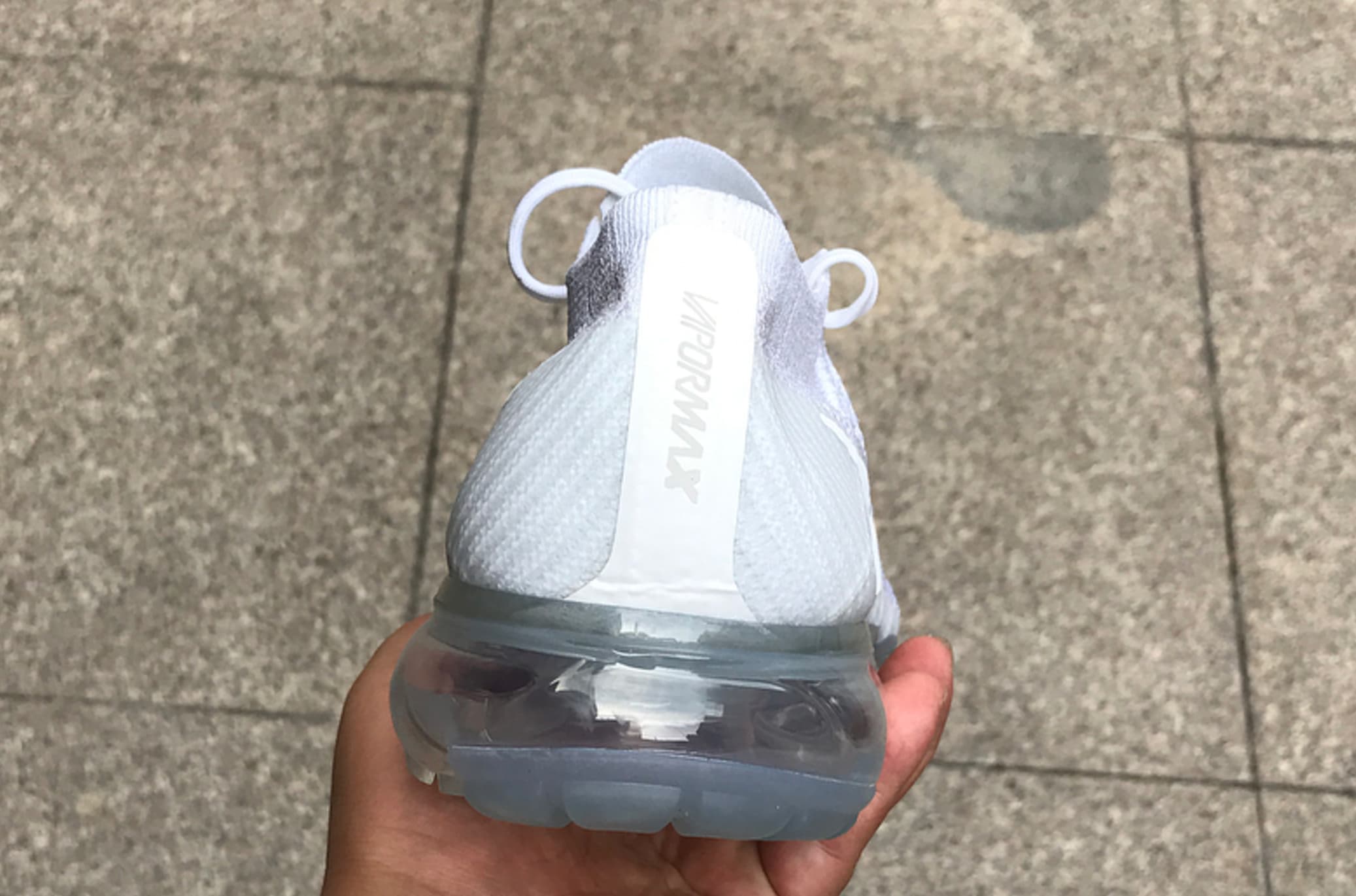 nike vapormax white