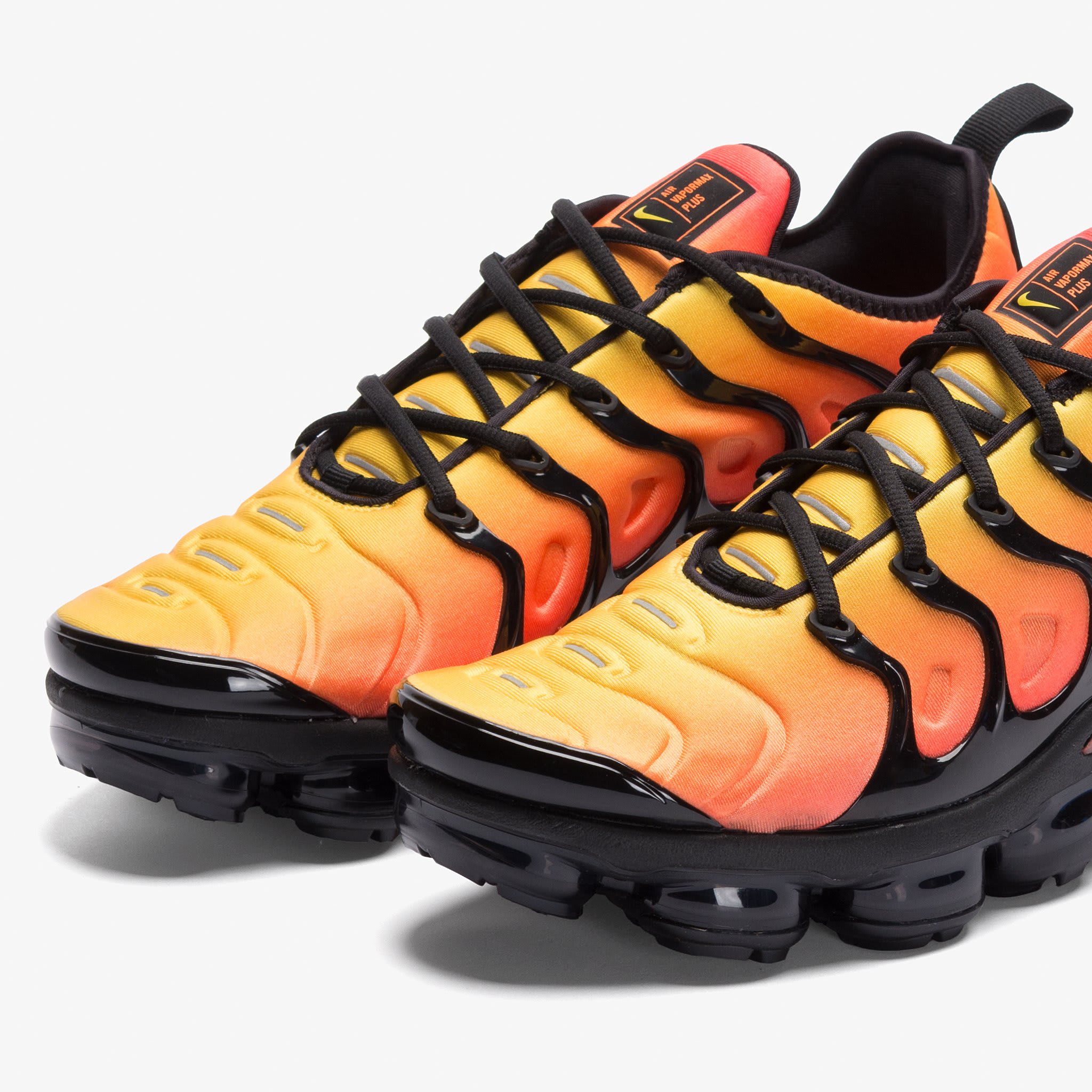Nike VaporMax Plus &#x27;Sunset&#x27; Black/Total Orange (Toe)